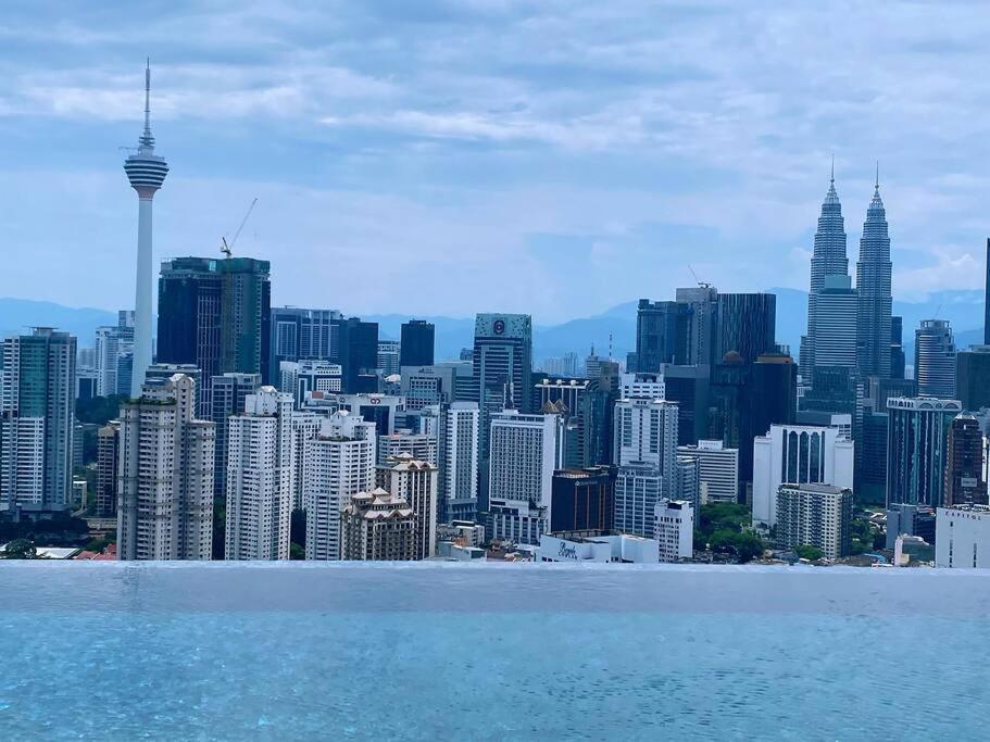 Infinity Pool/ Lucentia Bbcc, Near Lalaport, Pnb118, Klcc Apartment Kuala Lumpur Exterior foto