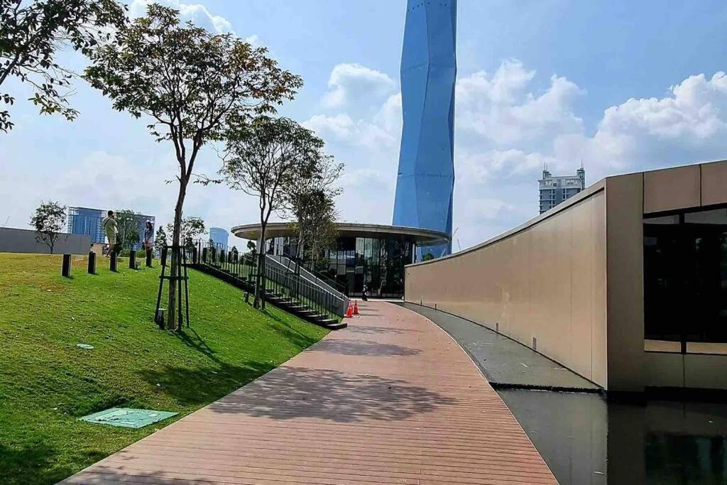 Infinity Pool/ Lucentia Bbcc, Near Lalaport, Pnb118, Klcc Apartment Kuala Lumpur Exterior foto