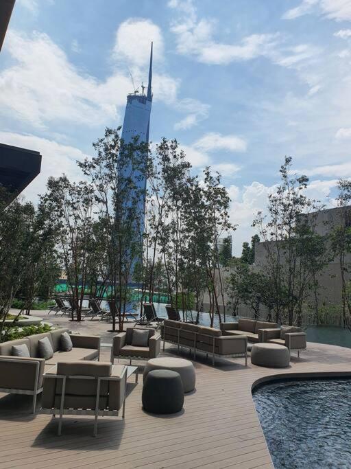 Infinity Pool/ Lucentia Bbcc, Near Lalaport, Pnb118, Klcc Apartment Kuala Lumpur Exterior foto