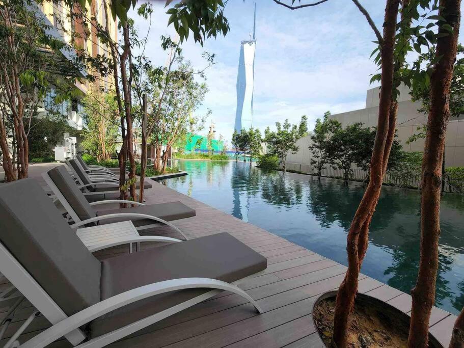 Infinity Pool/ Lucentia Bbcc, Near Lalaport, Pnb118, Klcc Apartment Kuala Lumpur Exterior foto